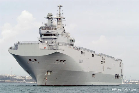 Tàu đổ bộ chở trực thăng lớp Mistral của Pháp. (Nguồn: Military-Today.com)