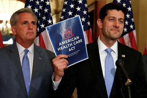 Chủ tịch Hạ viện Mỹ Paul Ryan giới thiệu dự thảo AHCA hồi tháng Ba. (Nguồn: Reuters)