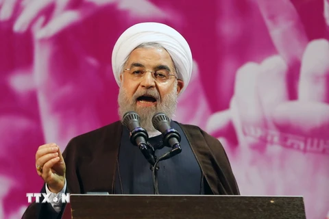 Tổng thống Iran Hassan Rouhani trong chiến dịch tranh cử ở Tehran ngày 9/5. (Nguồn: AFP/TTXVN)