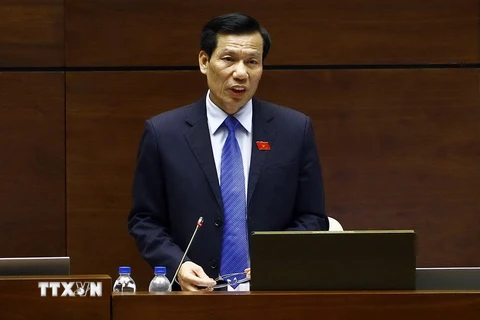 Bộ trưởng Bộ Văn hóa, Thể thao và Du lịch Nguyễn Ngọc Thiện trả lời chất vấn của các đại biểu Quốc hội. (Ảnh: An Đăng/TTXVN)