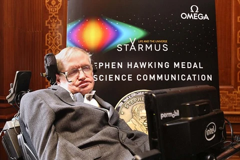 Giáo sư Stephen Hawking phát biểu tại sự kiện khoa học Starmus Festival. (Nguồn: PA)