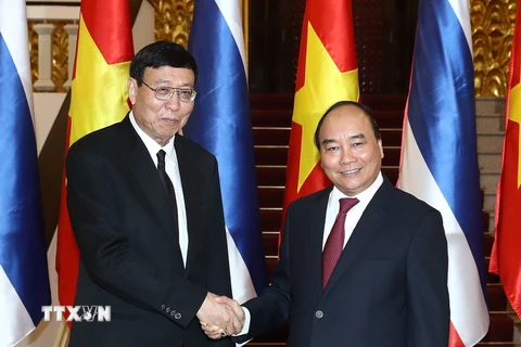 Thủ tướng Nguyễn Xuân Phúc tiếp Chủ tịch Hội đồng Lập pháp Quốc gia Vương quốc Thái Lan Pornpetch Wichitcholchai (Ảnh: Thống Nhất/TTXVN)