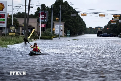 Một khu vực bị ngập lụt tại thành phố Houston, bang Texas ngày 30/8. (Nguồn: EPA/TTXVN)
