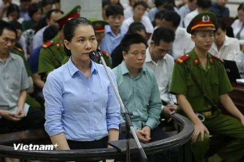 Bị cáo Nguyễn Minh Thu - nguyên Tổng Giám đốc OceanBank. (Ảnh: Nguyễn Cúc/Vietnam+)