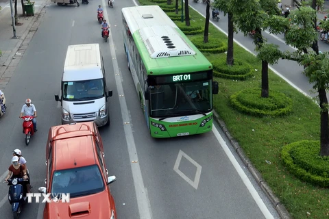 Xe buýt BRT ở Hà Nội. (Nguồn: TTXVN)