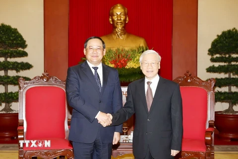 Tổng Bí thư Nguyễn Phú Trọng tiếp Phó Thủ tướng Lào Sonexay Siphandone đang thăm và làm việc tại Việt Nam. (Ảnh: Trí Dũng/TTXVN)