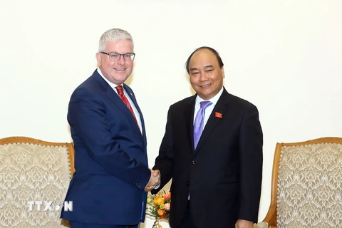 Thủ tướng Nguyễn Xuân Phúc tiếp ông Craig Chittick, Đại sứ Đặc mệnh Toàn quyền Australia tại Việt Nam. (Ảnh: Thống Nhất/TTXVN)