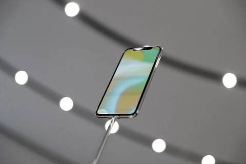 Mẫu điện thoại iPhone X. (Nguồn: Shutterstock)