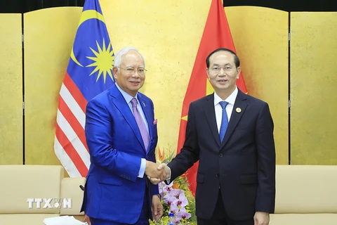 Chiều 9/11/2017, tại thành phố Đà Nẵng, Chủ tịch nước Trần Đại Quang gặp song phương Thủ tướng Malaysia Najib Tun Razak. (Nguồn: TTXVN)
