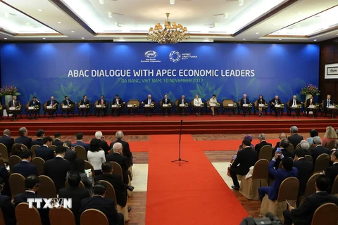 Hình ảnh phiên toàn thể đối thoại giữa lãnh đạo APEC với ABAC