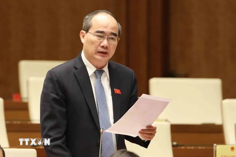 Bí thư Thành ủy Thành phố Hồ Chí Minh Nguyễn Thiện Nhân phát biểu ý kiến tại Quốc hội. (Ảnh: Phương Hoa/TTXVN)