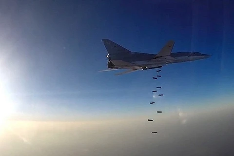 Máy bay ném bom tầm xa TU-22M3 của Nga. (Nguồn: TASS)