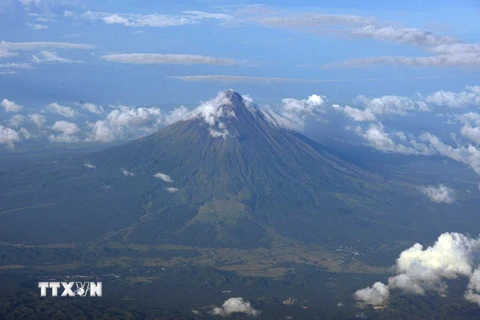 Núi lửa Mayon thuộc tỉnh Albay, Philippines. (Nguồn: AFP/TTXVN)