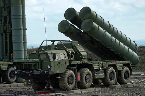 Hệ thống tên lửa S-400 Triumph. (Nguồn: Sputnik)