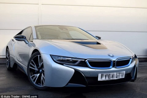 Bị cấm lái xe, Rooney rao bán siêu xe BMW i8 với giá hơn 90.000 USD
