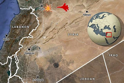 Vị trí căn cứ quân sự của Syria bị không kích. (Nguồn: dailymail.co.uk)