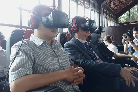 Huế dùng công nghệ thực tế ảo giúp du khách trải nghiệm Hoàng cung