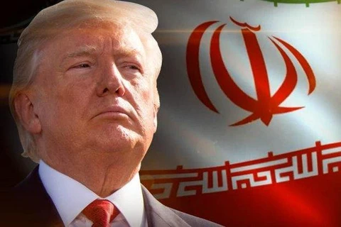 Tổng thống Mỹ Trump đã có động thái mới nhất nhằm "thiêu rụi" những thành tựu của người tiền nhiệm Obama khi ông Trump tuyên bố giũ bỏ thỏa thuận hạt nhân Iran. (Nguồn: Bangkok Post)