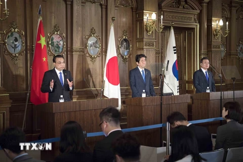 [Mega Story] Nhật-Hàn-Trung gác hiềm khích để theo đuổi lợi ích chung