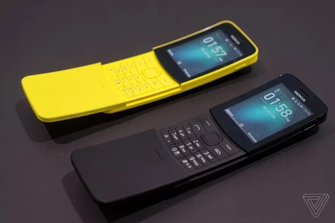Nokia 8110. (Nguồn: The Verge)