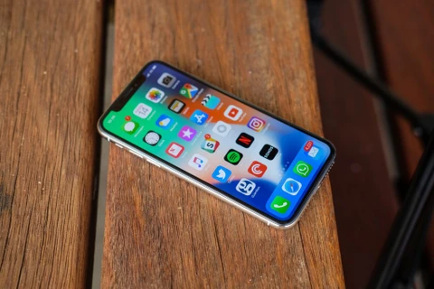 iPhone X. (Nguồn: Trusted Reviews)