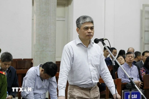 Bị cáo Nguyễn Xuân Sơn (nguyên Phó Tổng Giám đốc PVN). (Ảnh: Văn Điệp/TTXVN)