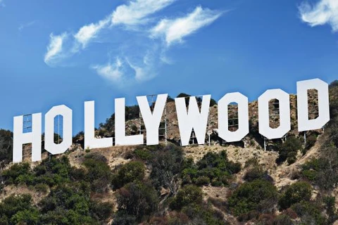 Hollywood đang trở thành "sân chơi" mới của các ông lớn công nghệ