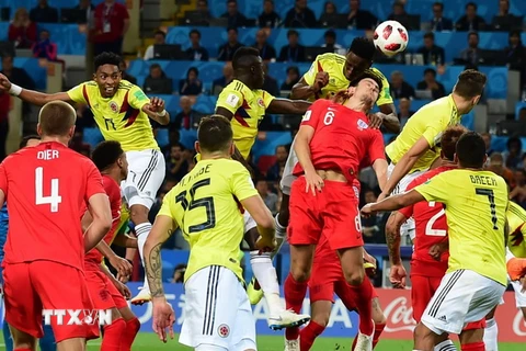 Tình huống đội tuyển Colombia có bàn thắng gỡ hòa 1-1 vào lưới đối thủ Anh trong trận đấu ở vòng loại trực tiếp World Cup 2018 diễn ra ở Moskva, Nga, ngày 3/7. (Nguồn: THX/TTXVN)
