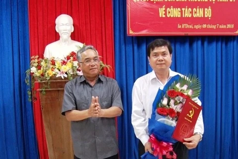 Ông Nguyễn Hữu Tháp làm Phó Chủ tịch UBND tỉnh Kon Tum