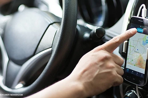 Grab car, "xe công nghệ" có thể không phải gắn hộp đèn trên nóc xe
