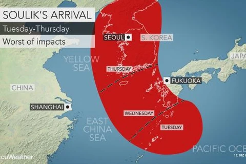 Vị trí và dự báo đường đi của bão Soulik, hướng về lãnh thổ Hàn Quốc. (Nguồn: accuweather.com)