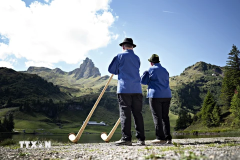 Hình ảnh độc đáo lễ hội kèn sừng quốc tế tổ chức ở Thụy Sĩ