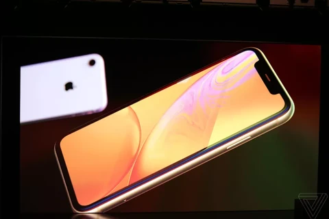 iPhone XR chính thức ra mắt với màn hình "tai thỏ" 6,1inch LCD 