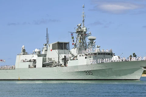 Tàu HMCS Calgary (Ảnh: Wikipedia)