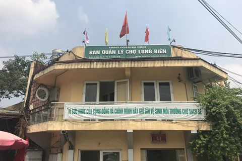 Hà Nội khởi tố vụ án “Cưỡng đoạt tài sản” xảy ra tại chợ Long Biên