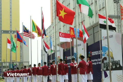Thượng cờ Đoàn thể thao người khuyết tật Việt Nam tại Asian Para Games