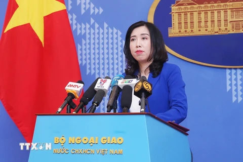 Người Phát ngôn Bộ Ngoại giao Lê Thị Thu Hằng thông báo một số hoạt động ngoại giao của Việt Nam. (Ảnh: Lâm Khánh/TTXVN)