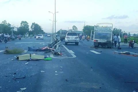 Quảng Nam: Ba xe ôtô va chạm trên Quốc lộ 1A làm một lái xe tử vong