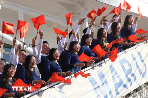 Các đại biểu thanh niên Việt Nam tham gia Tàu Thanh niên Đông Nam Á và Nhật Bản lần thứ 45 năm 2018. (Ảnh: Xuân Dự/TTXVN)