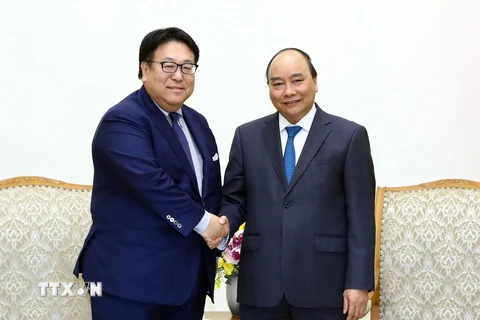 Thủ tướng Nguyễn Xuân Phúc tiếp ông Seiji Kuraishi, Phó Chủ tịch Công ty Honda Motor (Nhật Bản). (Ảnh: Thống Nhất/TTXVN)