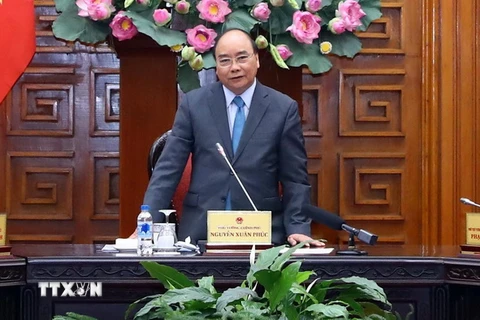 Thủ tướng Nguyễn Xuân Phúc phát biểu tại Phiên họp của Thường trực Chính phủ về tình hình Tết Nguyên đán Kỷ Hợi và những nhiệm vụ trọng tâm sau Tết. (Ảnh: Thống Nhất/TTXVN)