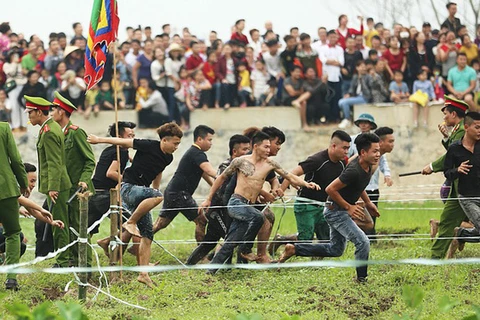 Tạm dừng đánh phết trong Lễ hội Phết Hiền Quan để chấn chỉnh