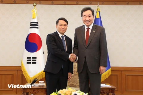 Thủ tướng Hàn Quốc Lee Nak-Yon đã tiếp Tổng Giám đốc TTXVN Nguyễn Đức Lợi cùng đoàn công tác tại Văn phòng Thủ tướng ở thủ đô Seoul. (Ảnh: Mạnh Hùng/Vietnam+)