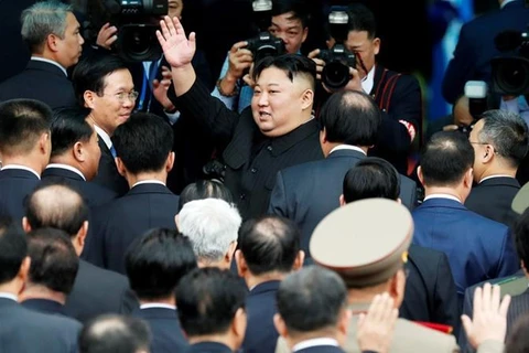 Nhà lãnh đạo Triều Tiên Kim Jong-un trong lễ tiễn kết thúc chuyến thăm Việt Nam. (Nguồn: Reuters)