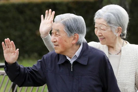 Nhật hoàng Akihito và Hoàng hậu Michiko. (Nguồn: EPA)