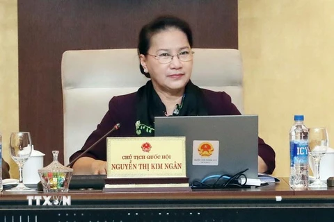 Chủ tịch Quốc hội Nguyễn Thị Kim Ngân điều hành bế mạc Phiên họp thứ 33 của Ủy ban Thường vụ Quốc hội. (Ảnh: Trọng Đức/TTXVN)