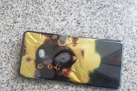 Hình ảnh được cho là chiếc Galaxy S10 5G bị cháy nổ. (Nguồn: phonearena.com)