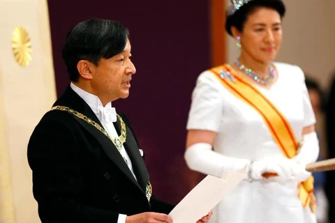 Tân Nhật hoàng Naruhito và Hoàng hậu Masako. (Nguồn: AP)