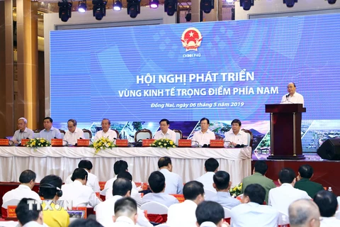 Thủ tướng Nguyễn Xuân Phúc phát biểu chỉ đạo hội nghị. (Ảnh: Thống Nhất/TTXVN)