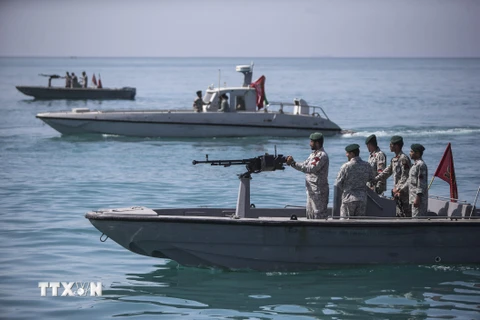 Binh sỹ Iran tuần tra tại eo biển Hormuz, miền nam nước này ngày 30/4/2019. (Nguồn: THX/TTXVN)